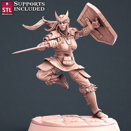 Figurine Femme guerriere JDR STL Miniatures